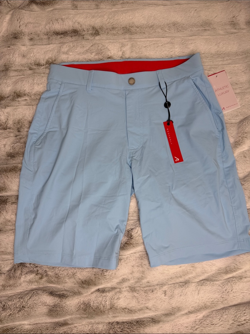 NWT REDVANLY HANOVER PULL-ON SHORT size small.